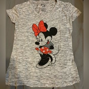 Minnie vneck